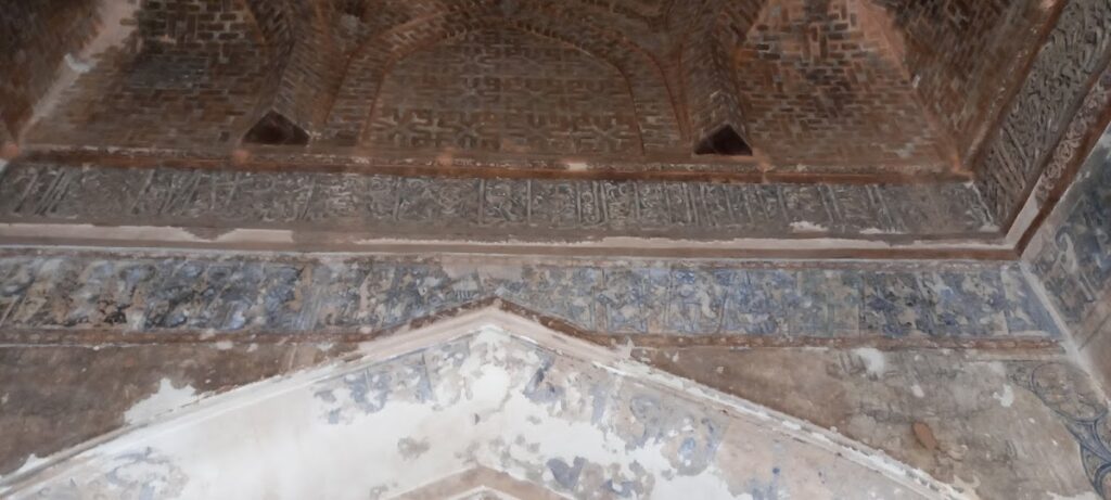 Jameh Mosque of Qerveh: A Seljuk Congregational Mosque in Iran 2 Jameh Mosque of Qerveh