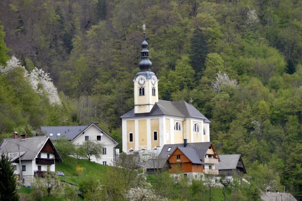 St. Martin's Parish Church in Srednja Vas v Bohinju: A Baroque Parish Church in Slovenia 1 St. Martin's Parish Church in Srednja Vas v Bohinju