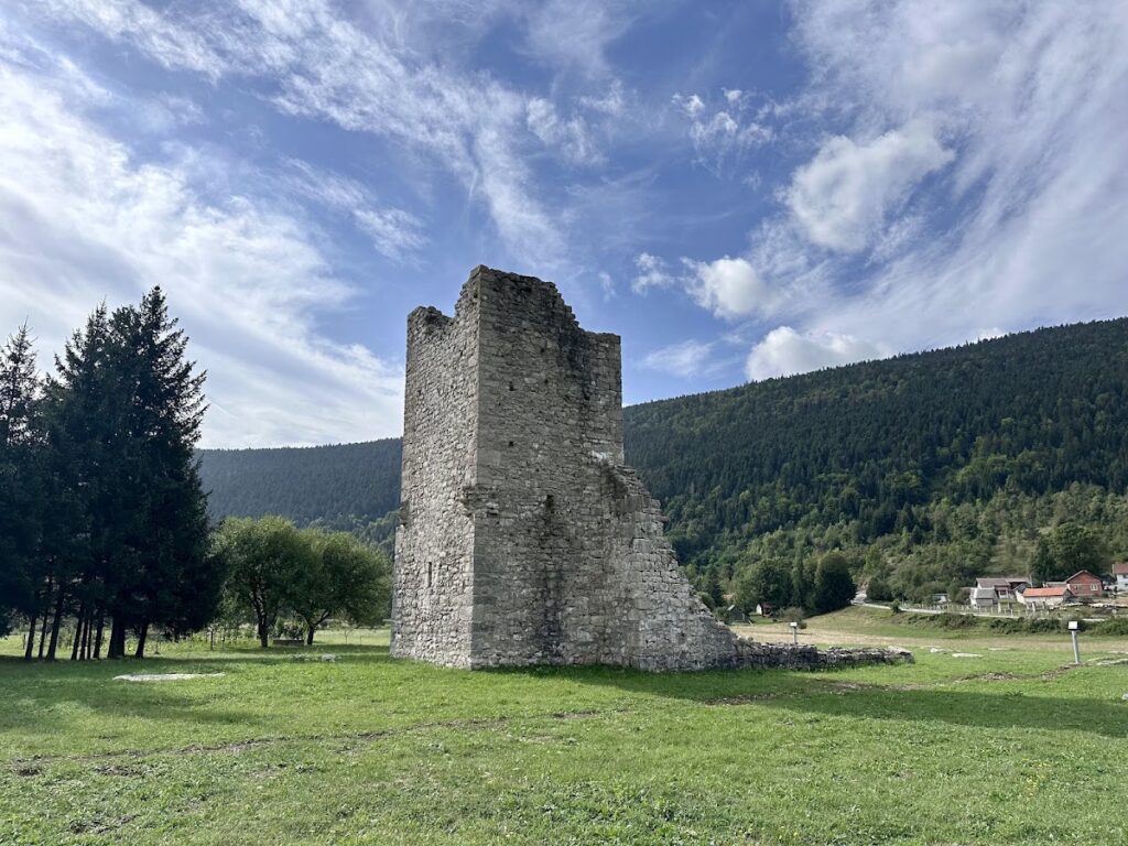 Crkva sv. Jurja u Koluniću: An Early Medieval Church in Bosnia and Herzegovina 2 Crkva sv. Jurja u Koluniću