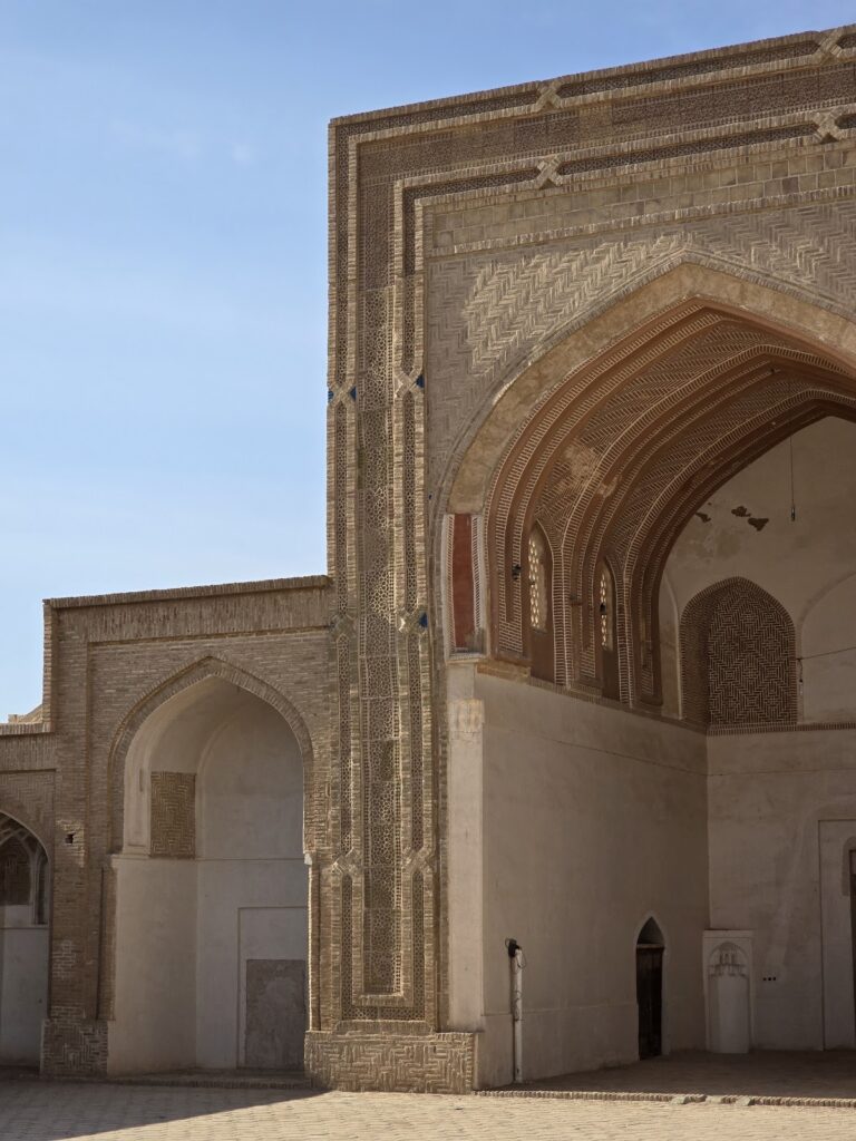 Jameh Mosque of Ferdows: A Historic Shia Friday Mosque in Iran 2 Jameh Mosque of Ferdows