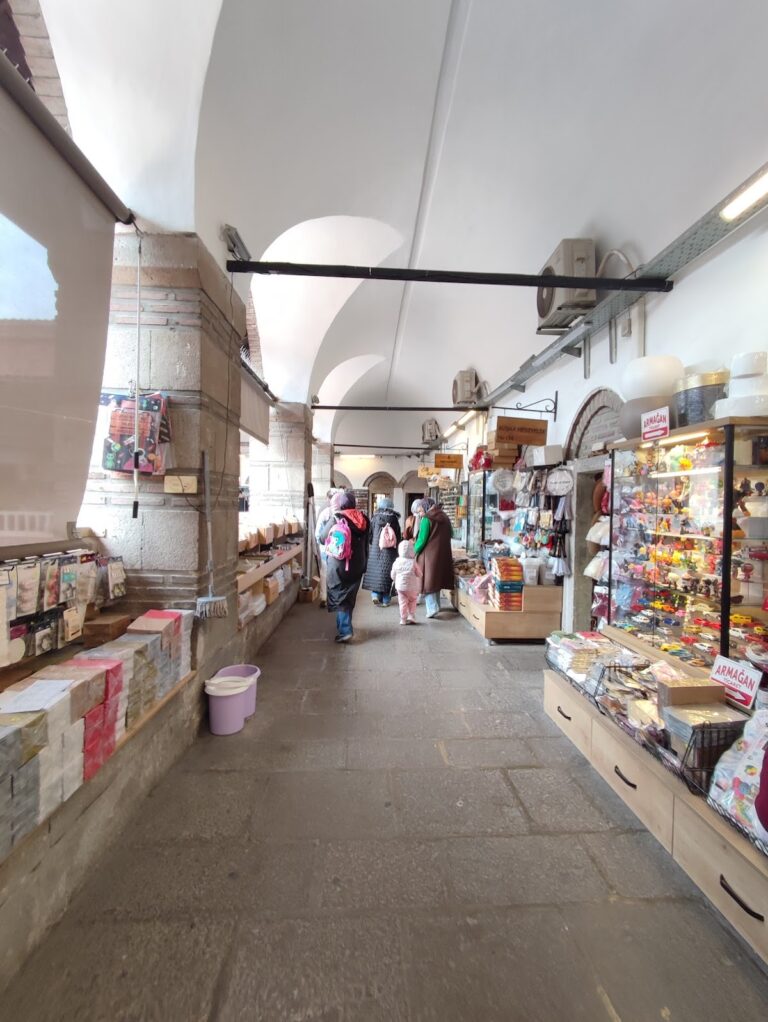 Suluhan: An Ottoman Urban Caravanserai in Ankara