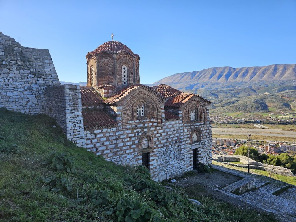 Holy Trinity Church: A Medieval Byzantine Orthodox Church in Berat 1 Holy Trinity Church