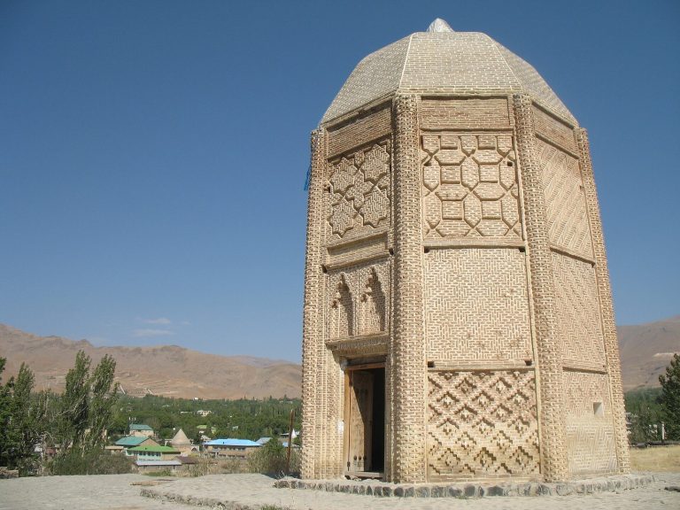 Shebeli Tower: A Historic Memorial in Damavand, Iran
