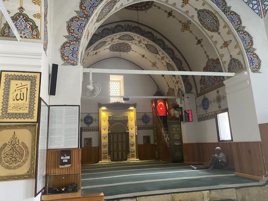 Tomb of Ahi Evren: A Mosque-Tomb Complex in Kırşehir, Türkiye 2 Tomb of Ahi Evren