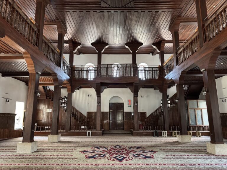 Karacabey Grand Mosque: An Ottoman Place of Worship in Türkiye