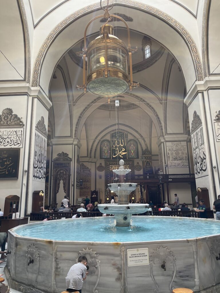 Karacabey Grand Mosque: An Ottoman Place of Worship in Türkiye 3 Karacabey Grand Mosque