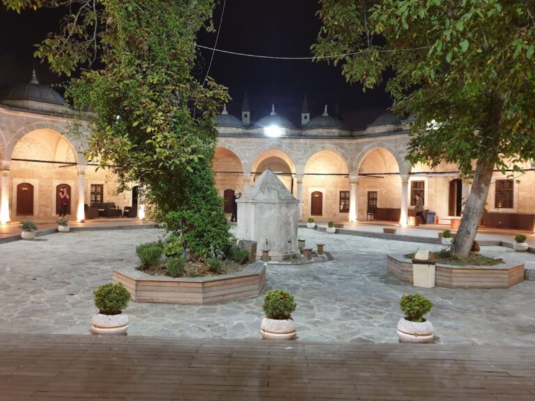 Rüstem Pasha Medrese: An Ottoman Religious College in Istanbul