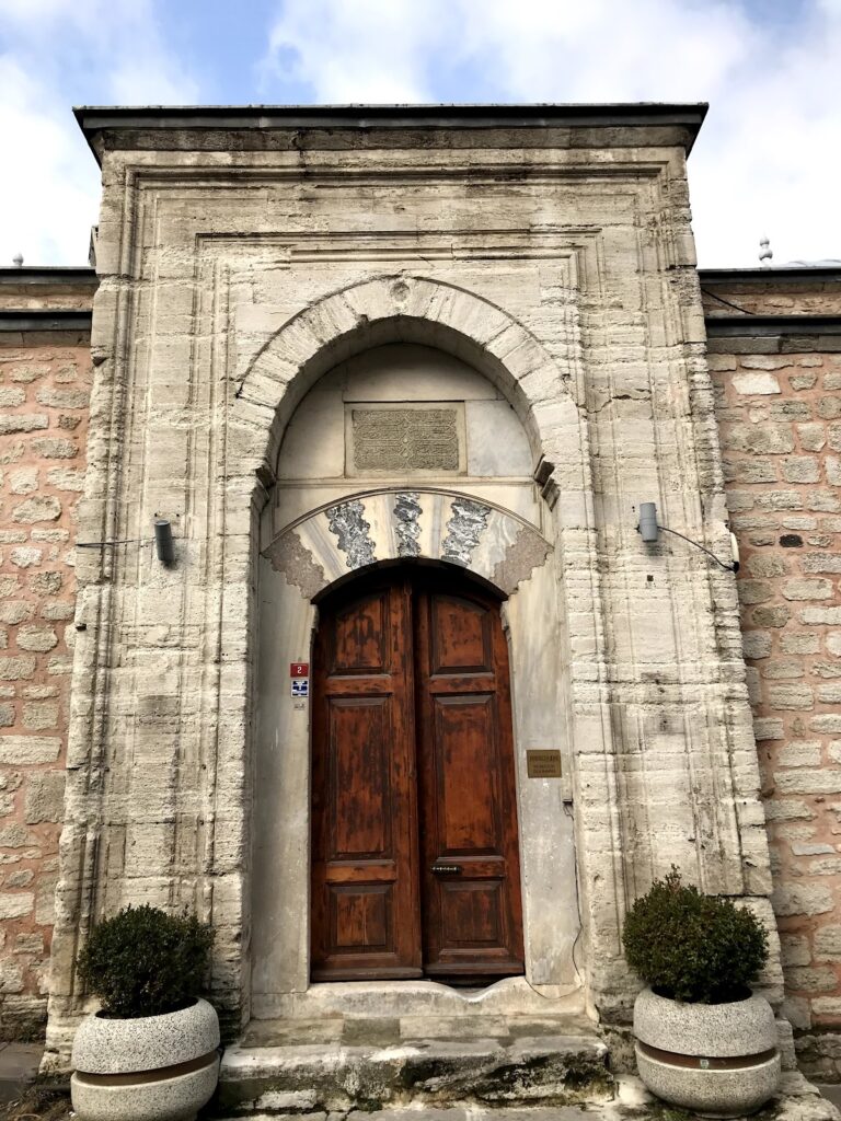 Rüstem Pasha Medrese: An Ottoman Religious College in Istanbul 2 Rüstem Pasha Medrese