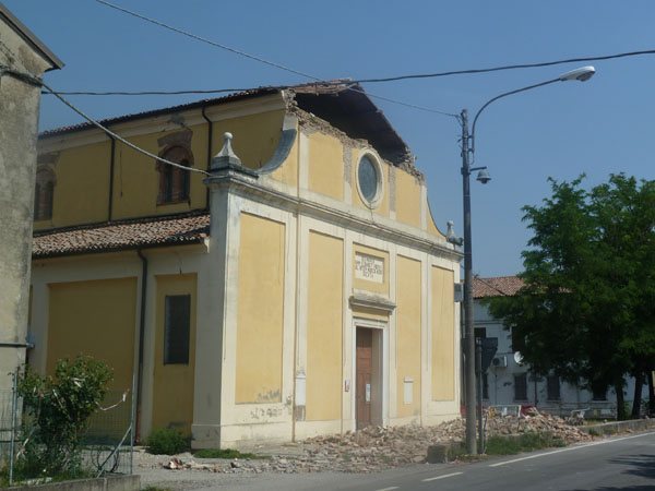 Chiesa della Visitazione della Beata Vergine Maria: Parish Church of Tramuschio, Italy