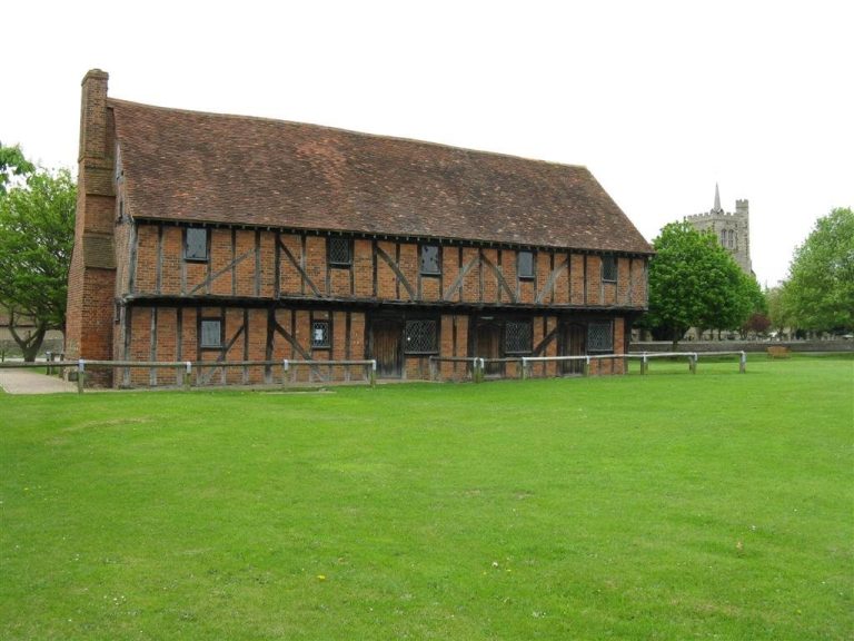 Moot Hall: A Tudor Market Hall and Museum in Elstow
