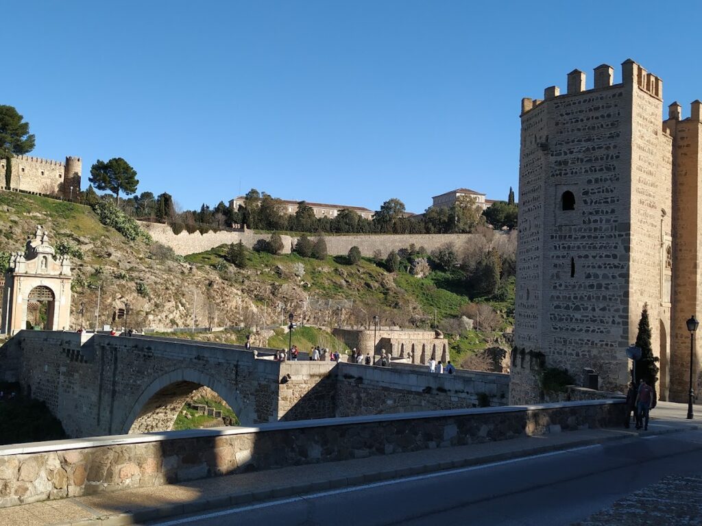 Puente de Alcántara, Toledo: A Roman Bridge over the Tagus 3 Puente de Alcántara, Toledo