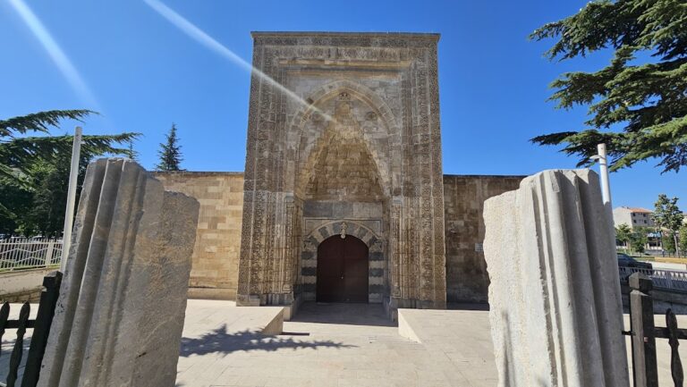 Hatuniye Medresesi: A Fourteenth-Century Islamic School in Karaman