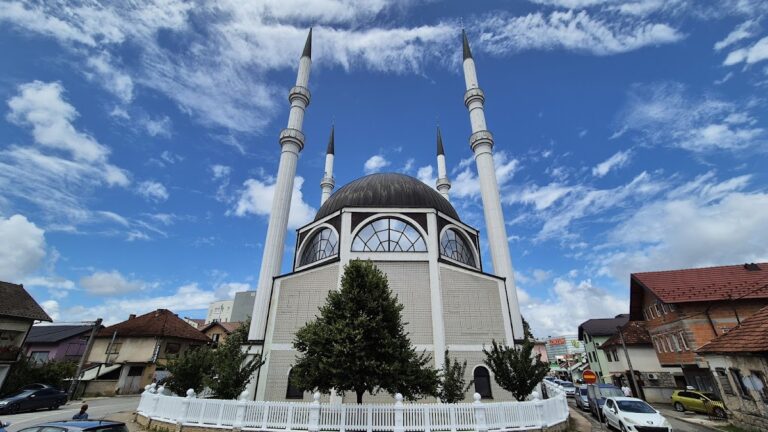 Hamza-beg Mosque: An Ottoman Religious Landmark in Sanski Most