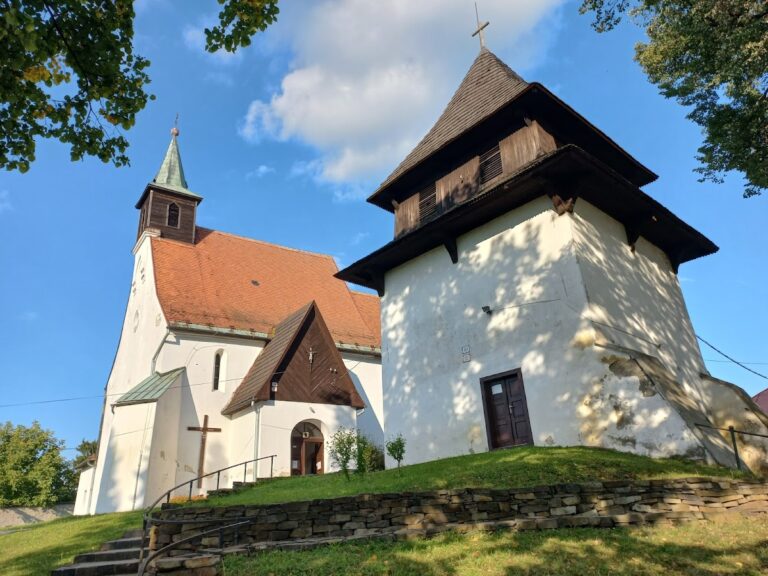 St. Nicholas Church: A Gothic Parish Church in Sliač, Slovakia