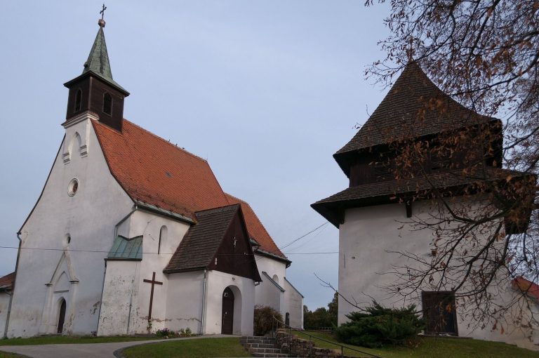 St. Nicholas Church: A Gothic Parish Church in Sliač, Slovakia