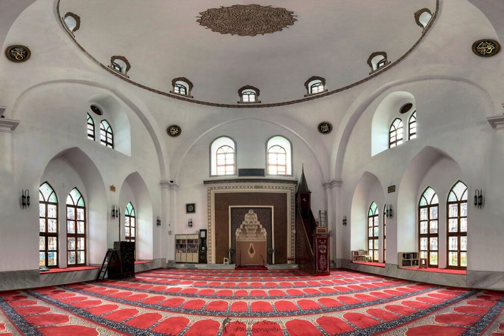Şahadet Mosque: An Ottoman Mosque in Bursa 2 Şahadet Mosque