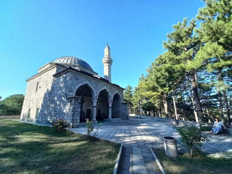 Hajji Ahmed the Ducat Minter’s Mosque: An Ottoman Mosque in Livno