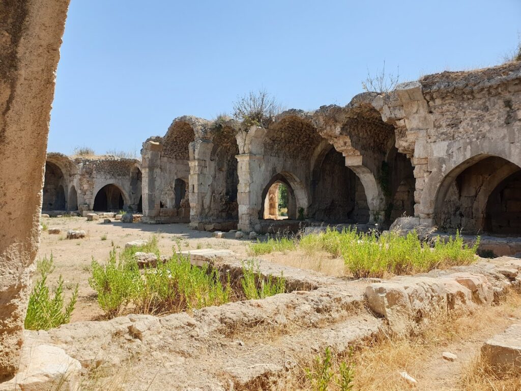 Evdir Han: A Seljuk Caravanserai in Türkiye 2 Evdir Han