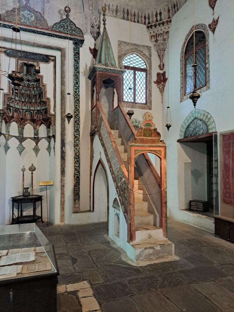 Aslan Pasha Mosque: An Ottoman Mosque and Museum in Ioannina 3 Aslan Pasha Mosque