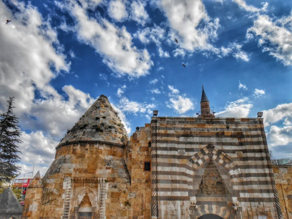 Cacabey Madrasa: A Seljuk Astronomical Educational Complex in Kırşehir 2 Cacabey Madrasa