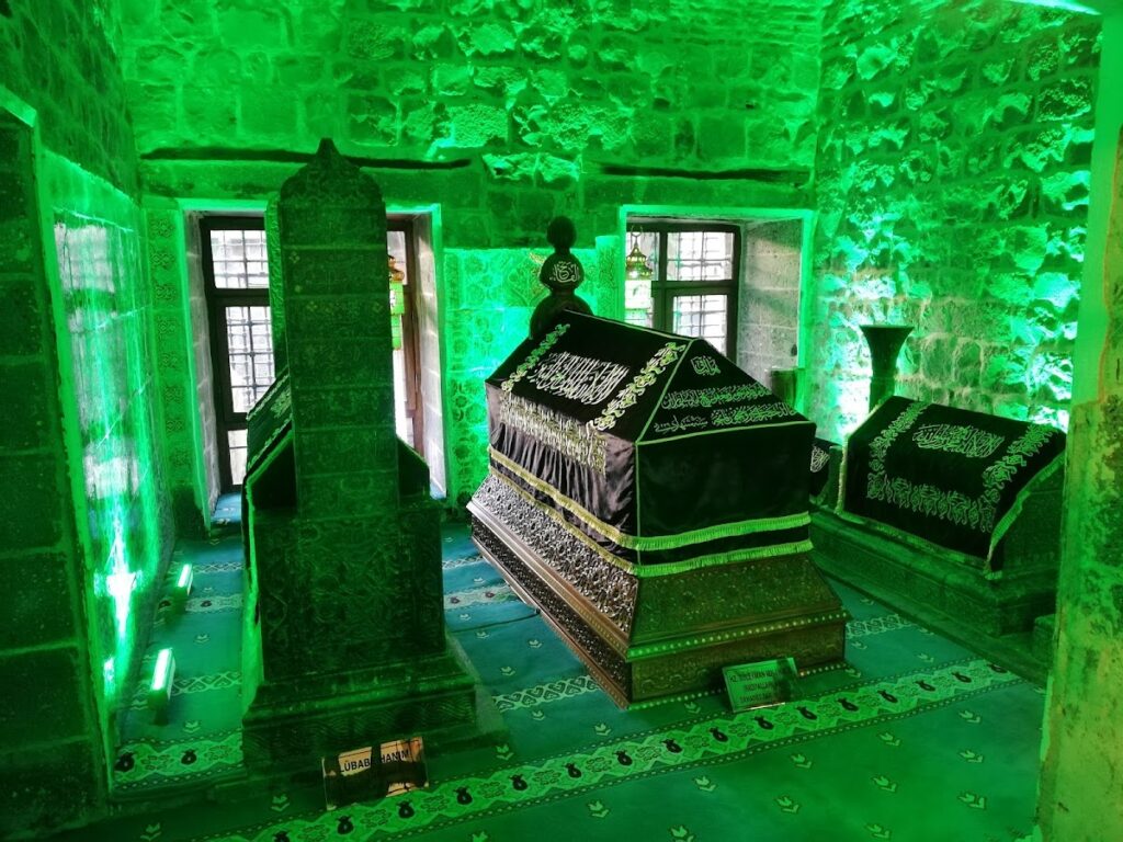 Hazreti Süleyman Mosque: An Inalid and Ottoman Mosque in Diyarbakır 3 Hazreti Süleyman Mosque