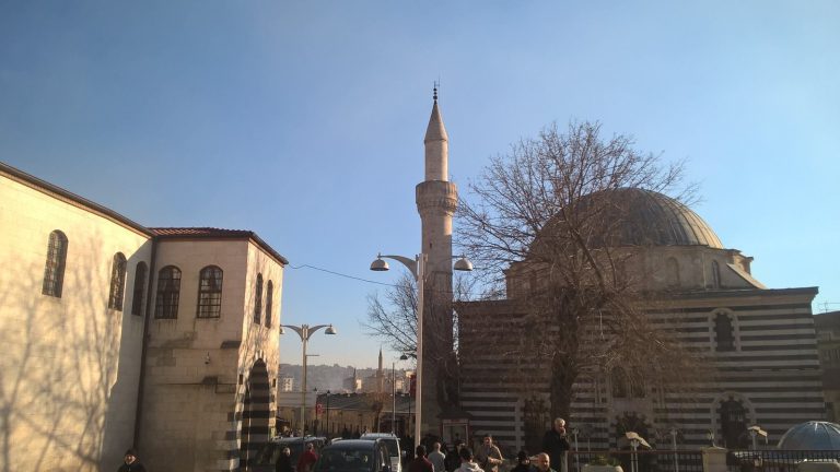 Alaüddevle Mosque: A Historic Sunni Mosque in Gaziantep