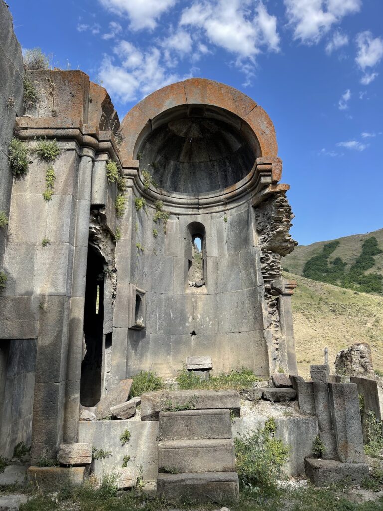 Arates Monastery: A Medieval Armenian Apostolic Monastery in Armenia