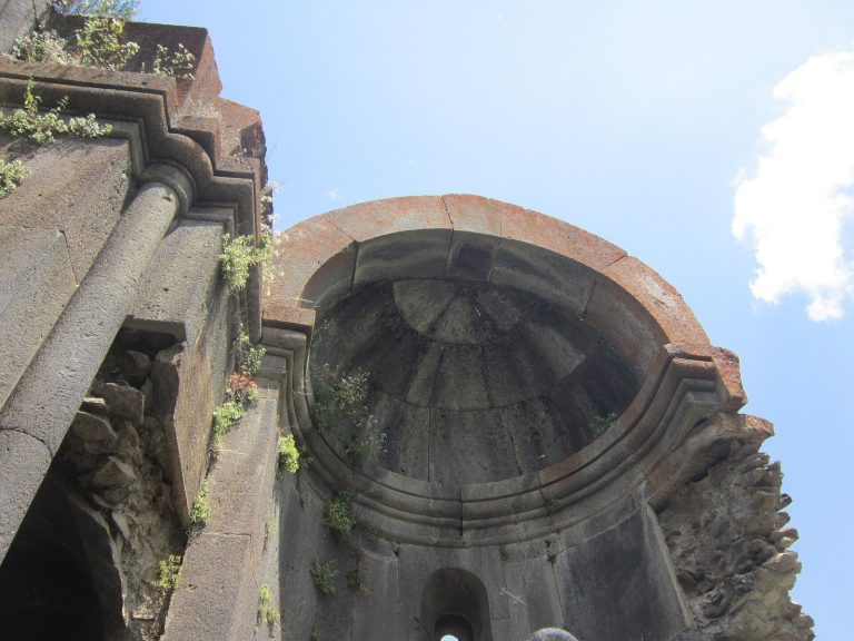 Arates Monastery: A Medieval Armenian Apostolic Monastery in Armenia