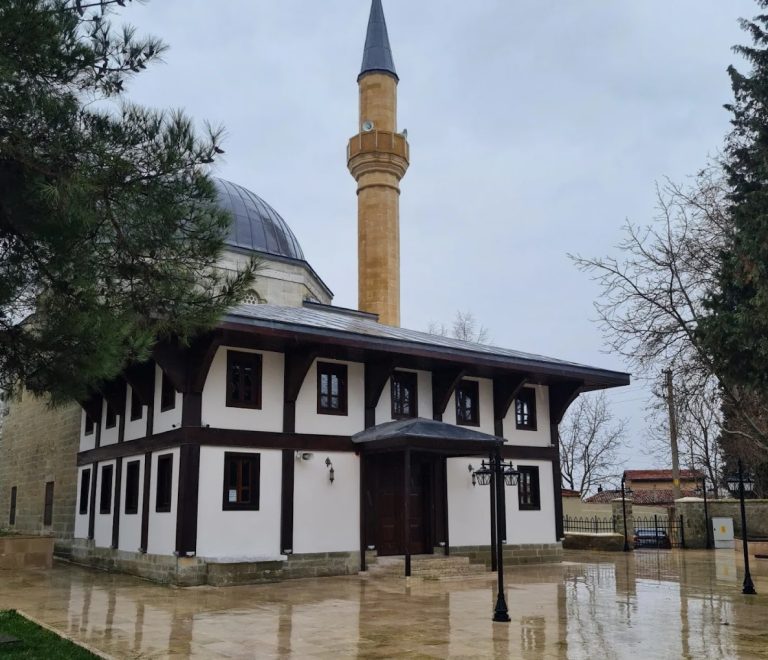 Hersekzâde Ahmed Pasha Mosque: An Ottoman Mosque in Keşan