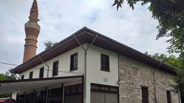 Alâeddin Eskişehir Mosque: A Seljuq-Era Place of Worship in Türkiye
