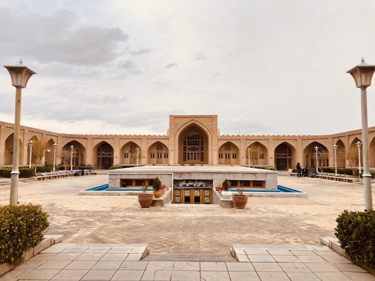Madarshah Caravanserai: A Safavid Roadside Establishment in Iran