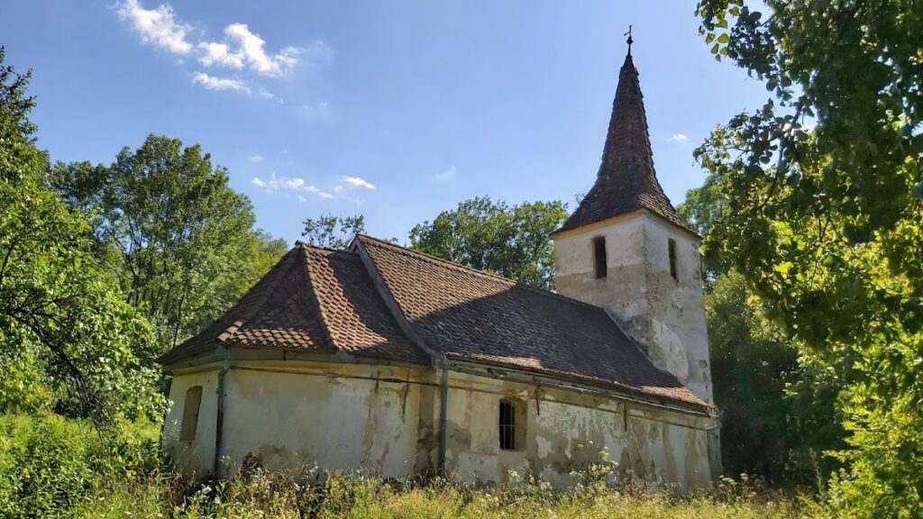 Gherdeal Fortified Church: A Saxon Lutheran Church and Defensive Enclosure in Romania 1 Gherdeal Fortified Church