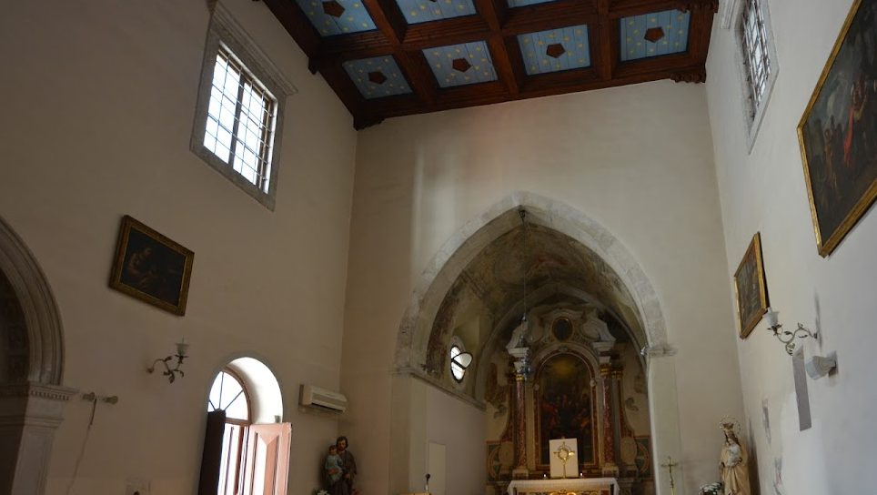 Church of the Holy Spirit: A Medieval Roman Catholic Church in Split 3 Church of the Holy Spirit