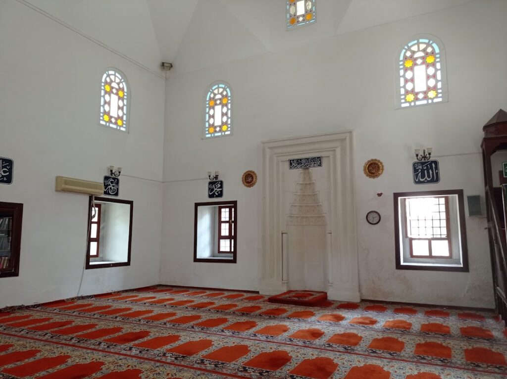Selçuk Hatun Mosque: An Ottoman Place of Worship in Edirne 2 Selçuk Hatun Mosque