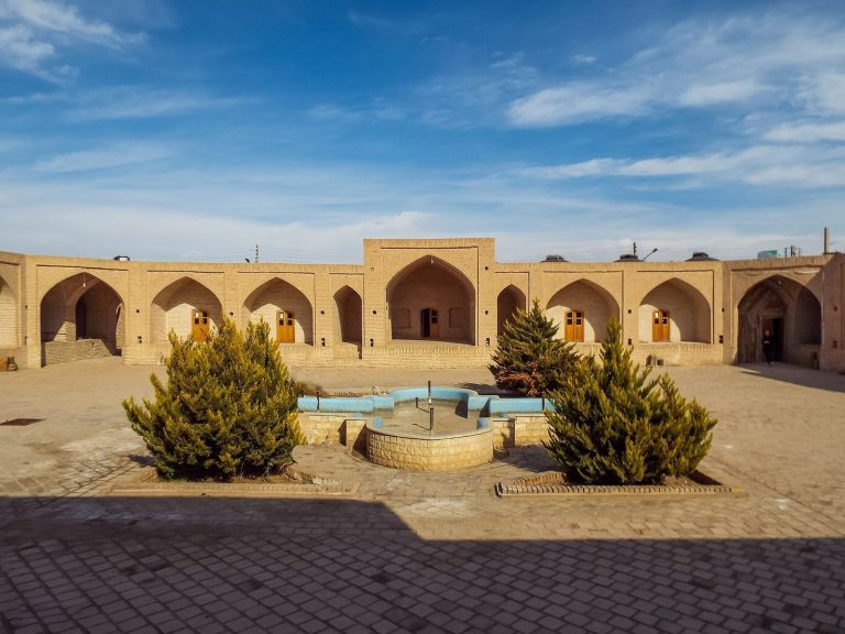 Shah Abbasi Caravanserai of Abuzeydabad: A Safavid Caravanserai in Iran