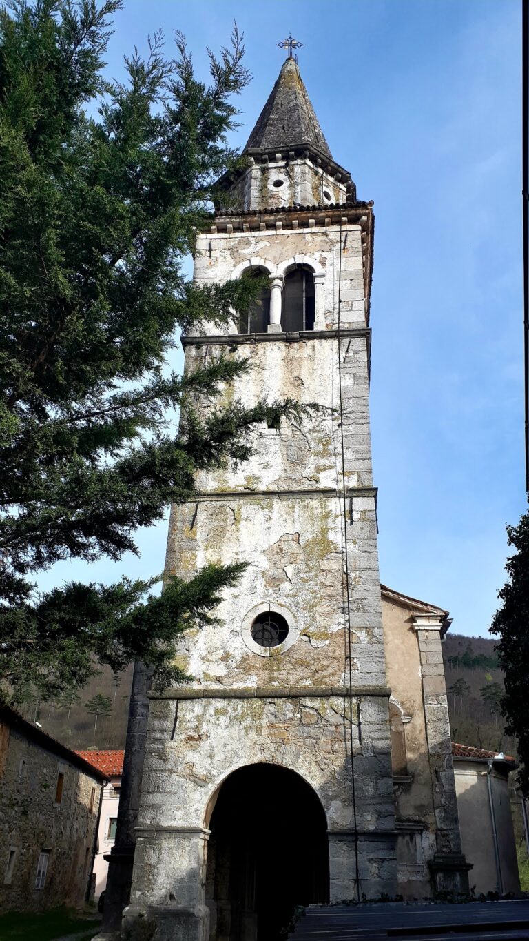 Exaltation of the Holy Cross Church (Vrhpolje): a medieval parish church in Slovenia