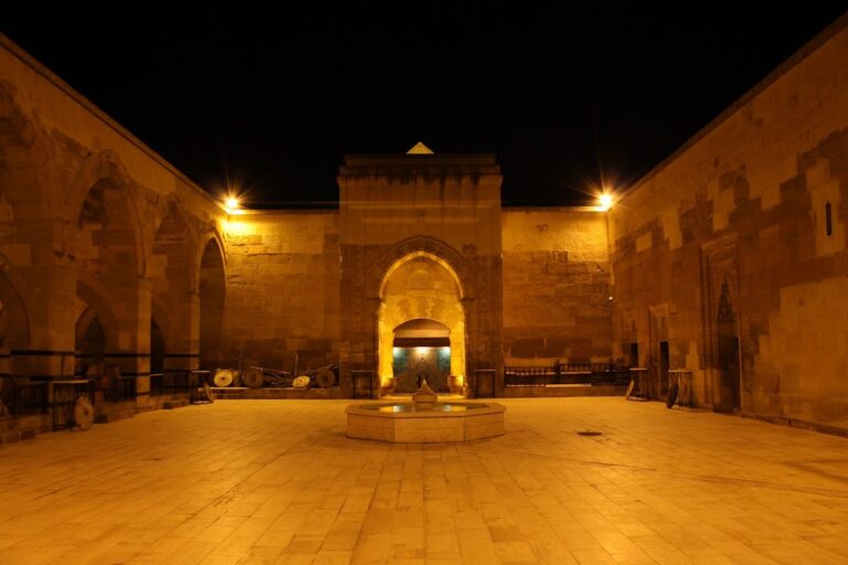 Sarıhan Caravanserai: A Seljuk Roadside Inn in Türkiye