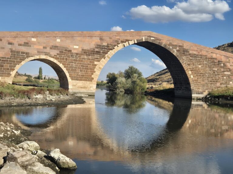 Tekgöz Bridge: A Seljuk River Crossing in Kayseri, Turkey