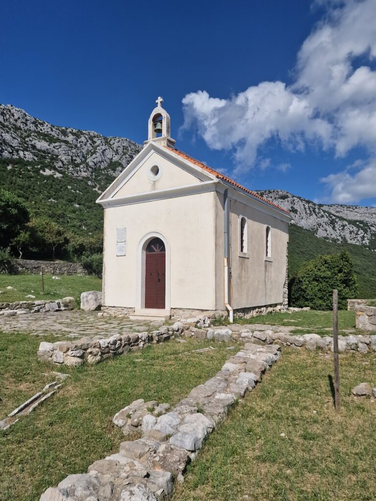 Crkva sv. Jurja na Putalju: A Ninth-Century Church in Croatia