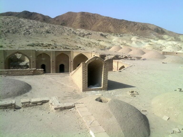 Ein al-Rashid Caravanserai: An Ilkhanid Roadside Inn in Iran