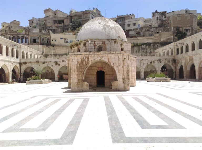Rüstem Paşa Hanı, Hama: An Ottoman Khan in Syria
