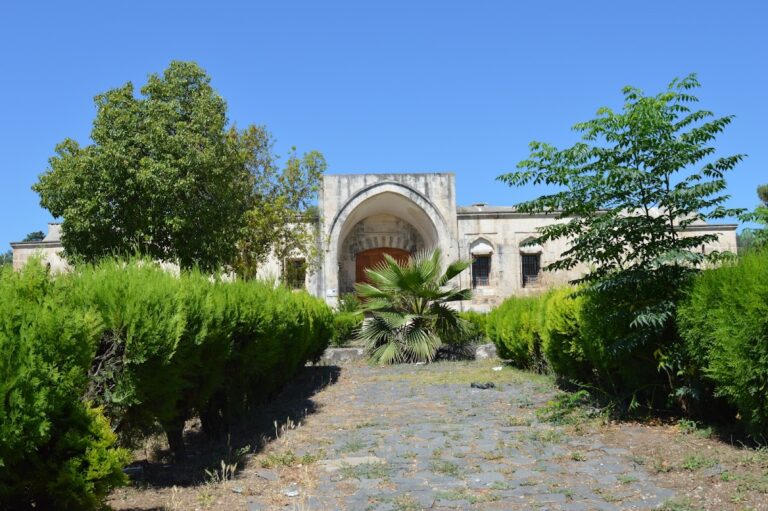 Kurtkulağı Kervansarayı: An Ottoman Roadside Caravanserai in Türkiye