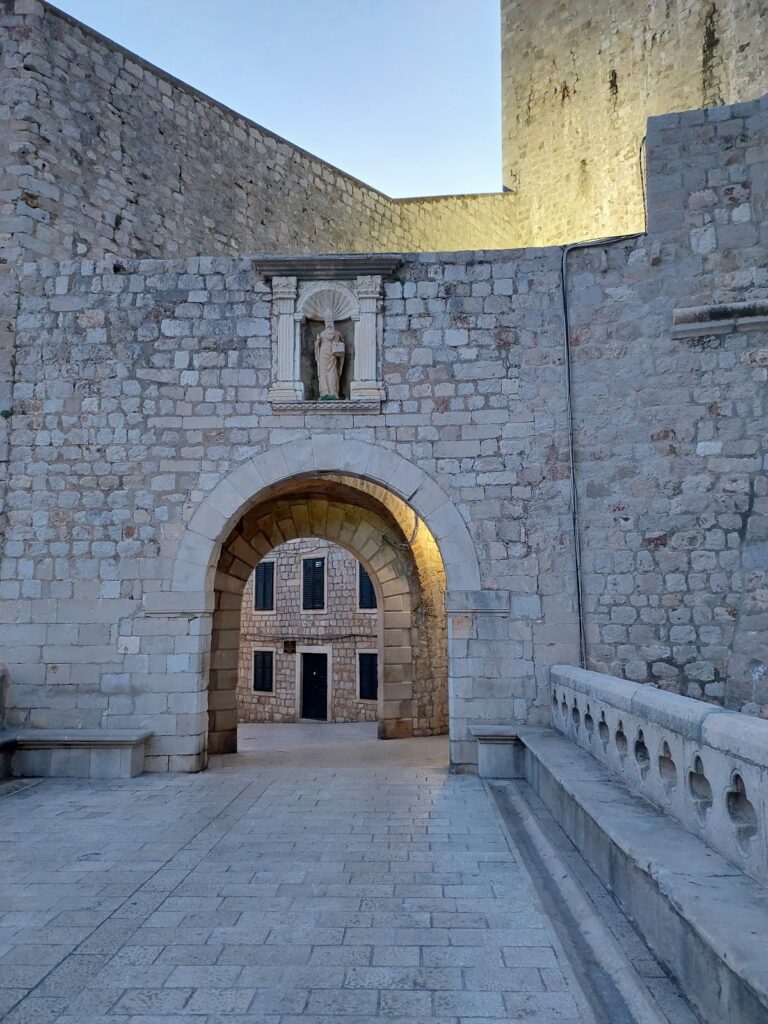 Ploče Gate, Dubrovnik: Eastern Gateway of the Walled Old Town