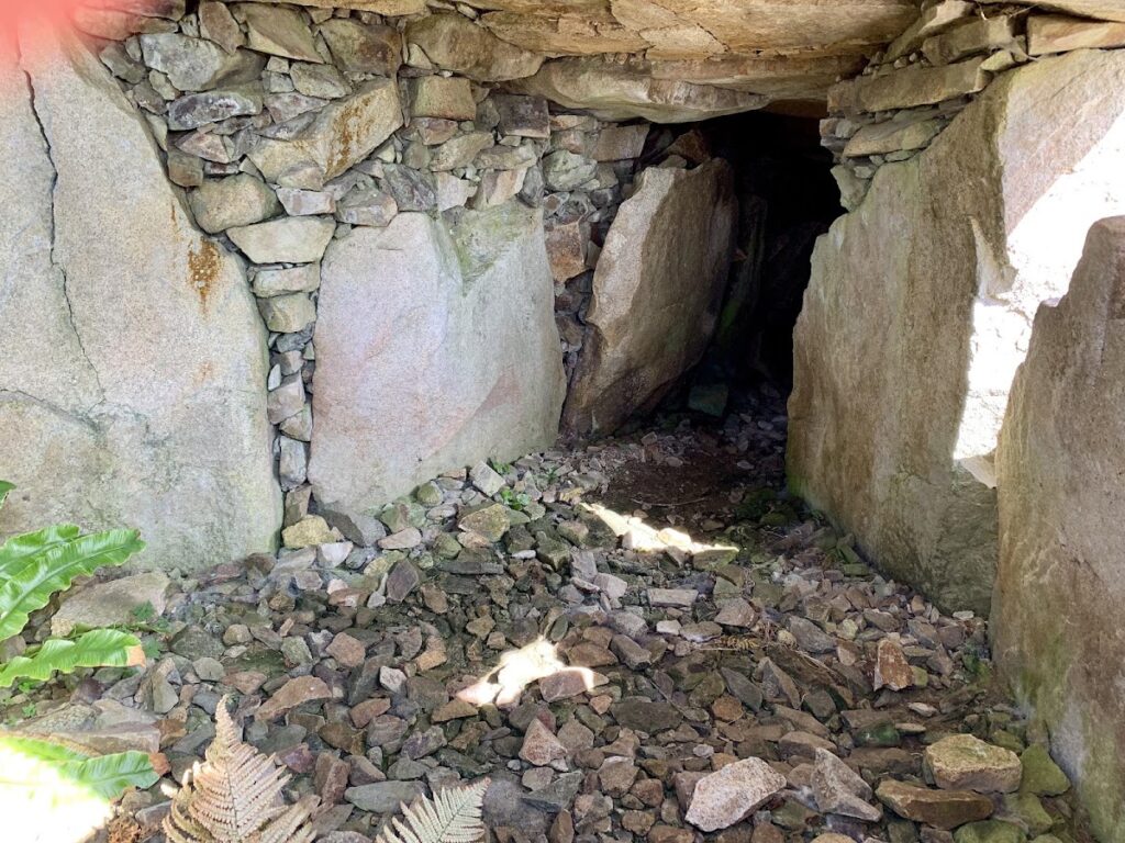 Barnenez: A Neolithic Passage-Grave Monument in France 3 Barnenez