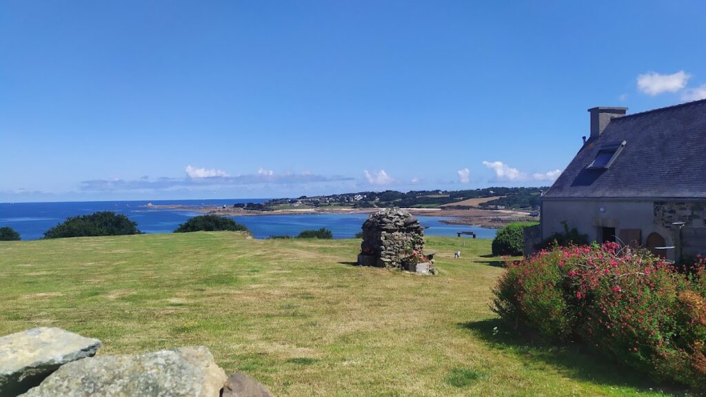 Barnenez: A Neolithic Passage-Grave Monument in France 5 Barnenez