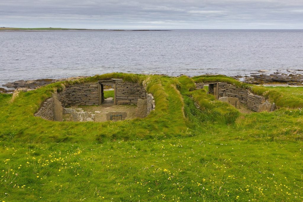 Knap of Howar: A Neolithic Farmstead on Papa Westray 1 Knap of Howar