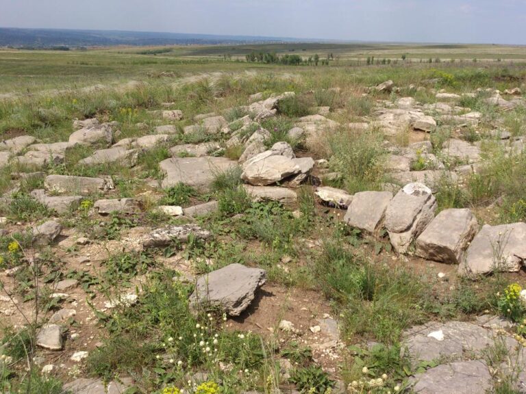 Merheleva Ridge: An Eneolithic and Bronze Age Archaeological Complex in Ukraine