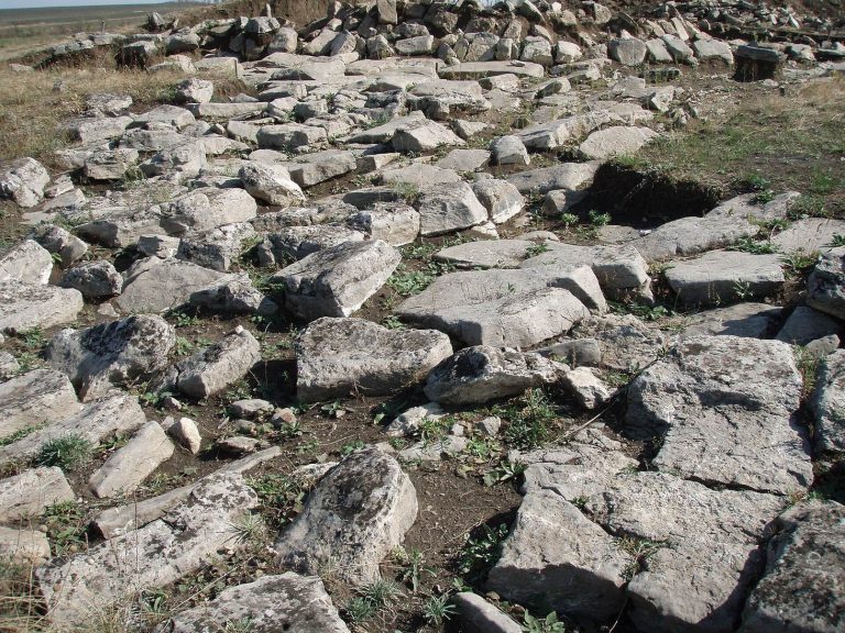 Merheleva Ridge: An Eneolithic and Bronze Age Archaeological Complex in Ukraine