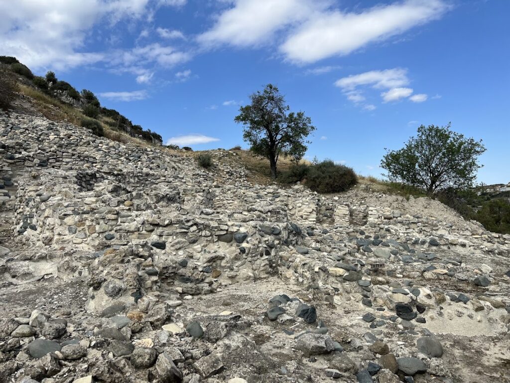 Khirokitia: A Neolithic Settlement in Cyprus 2 Khirokitia
