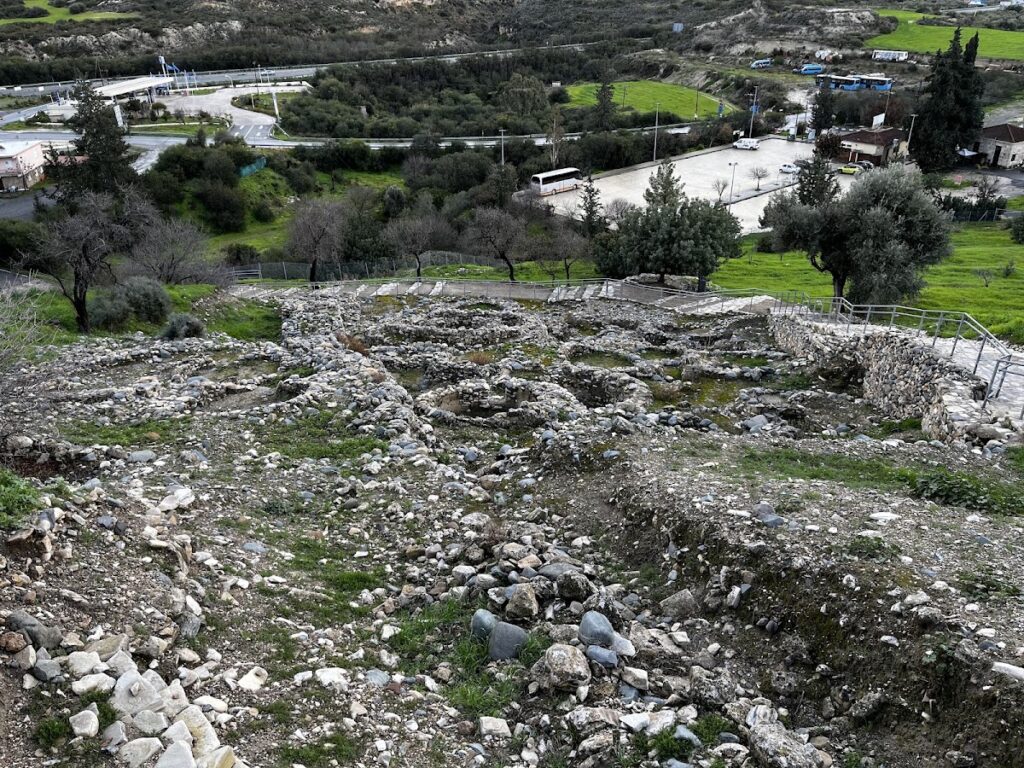 Khirokitia: A Neolithic Settlement in Cyprus 3 Khirokitia